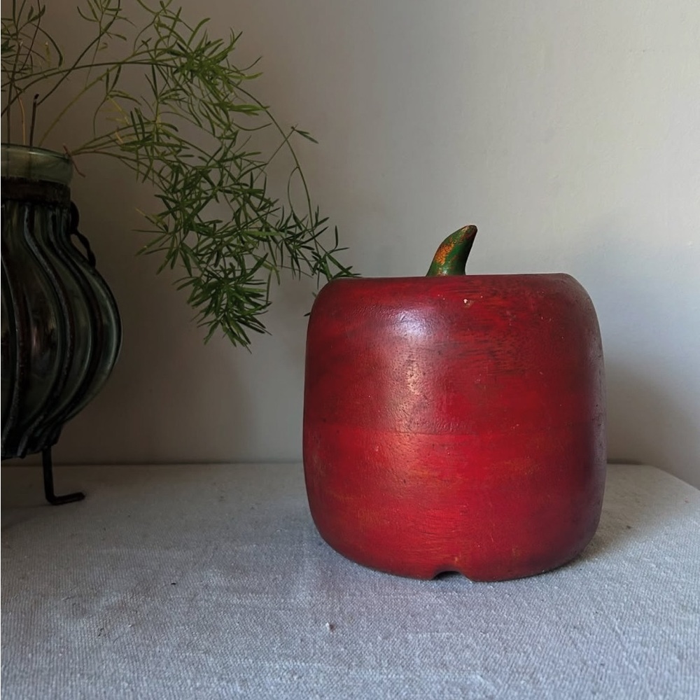 Antique wood Apple-Shaped Decorative Pot